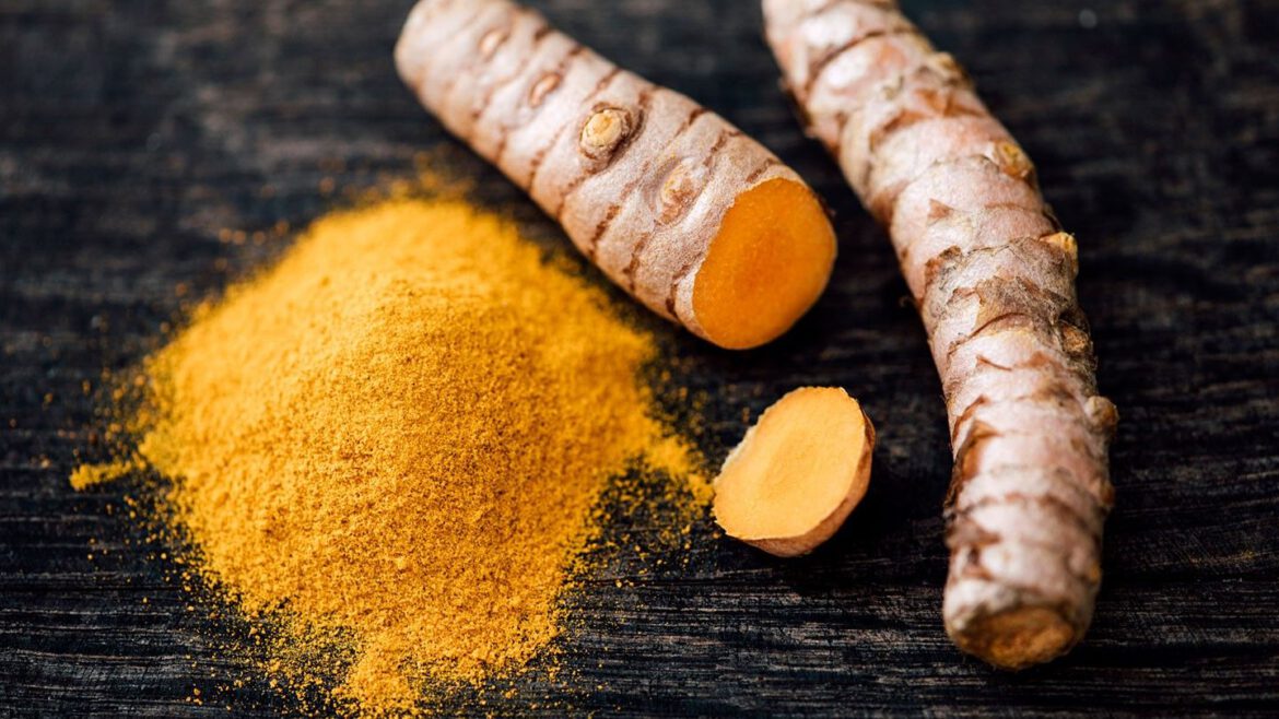 can-turmeric-help-ease-uc-pain-1440×810